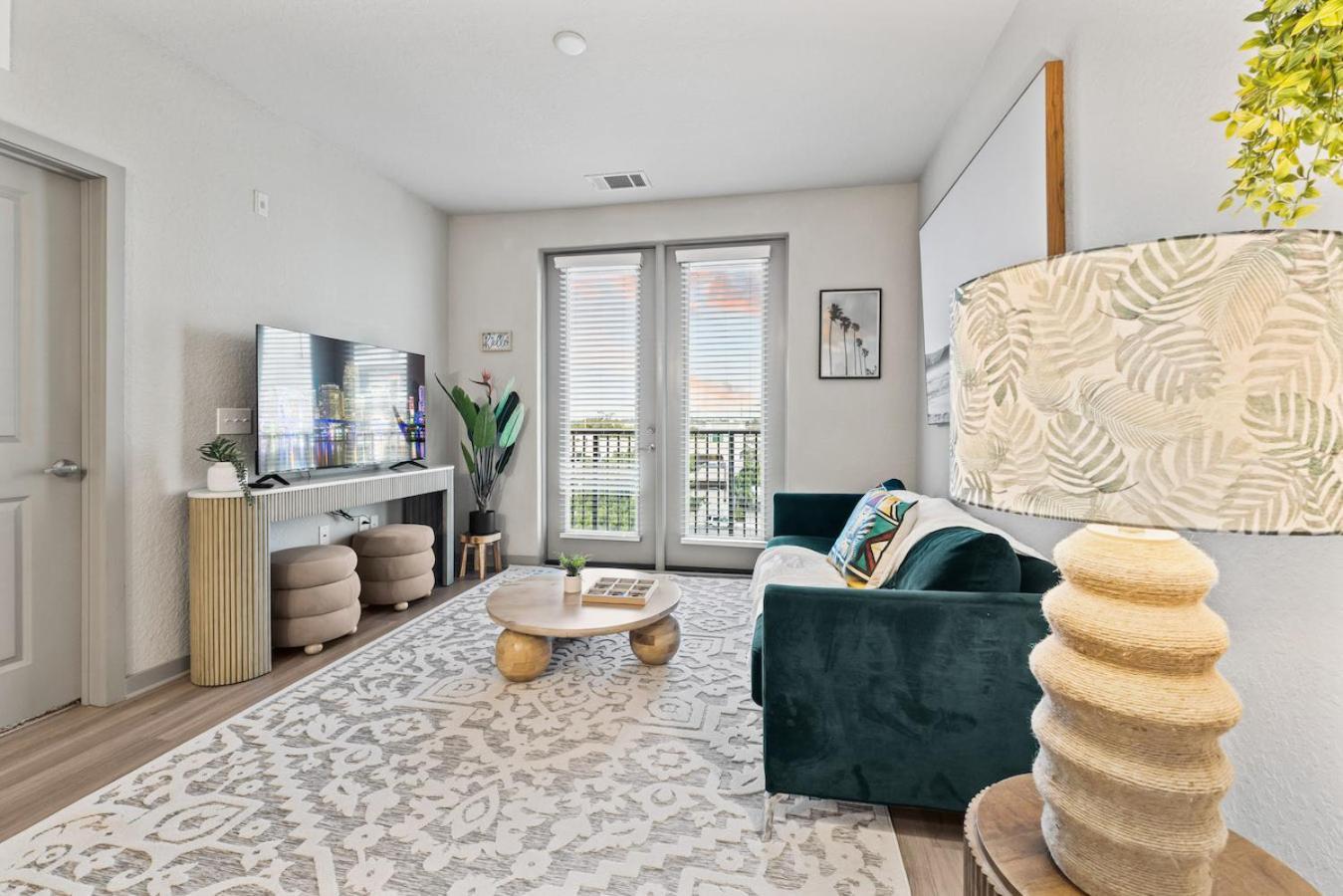 Apartament Tropical Field 1 Bed In Downtown With Free Parking Sankt Petersburg Zewnętrze zdjęcie
